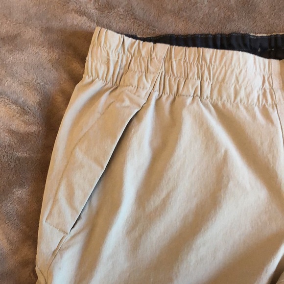 The north Face women’s pants - Picture 5 of 10